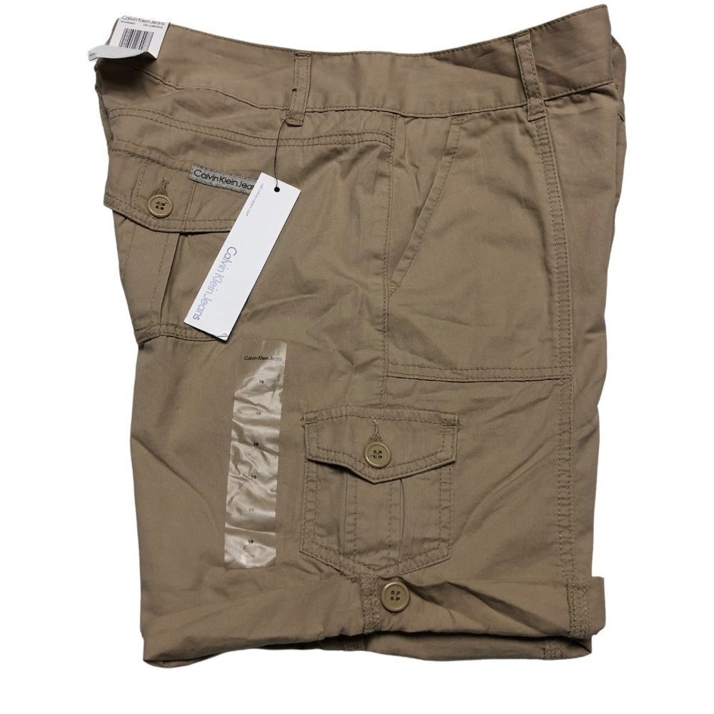 CALVIN KLEIN ROLLTAB SHORTS SZ 10 NEW WITH TAG